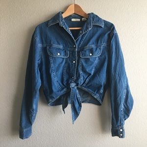Banana Republic Tops - Banana republic vintage denim crop tie chambray m Banana Republic Tops - Banana republic vintage denim crop tie chambray m